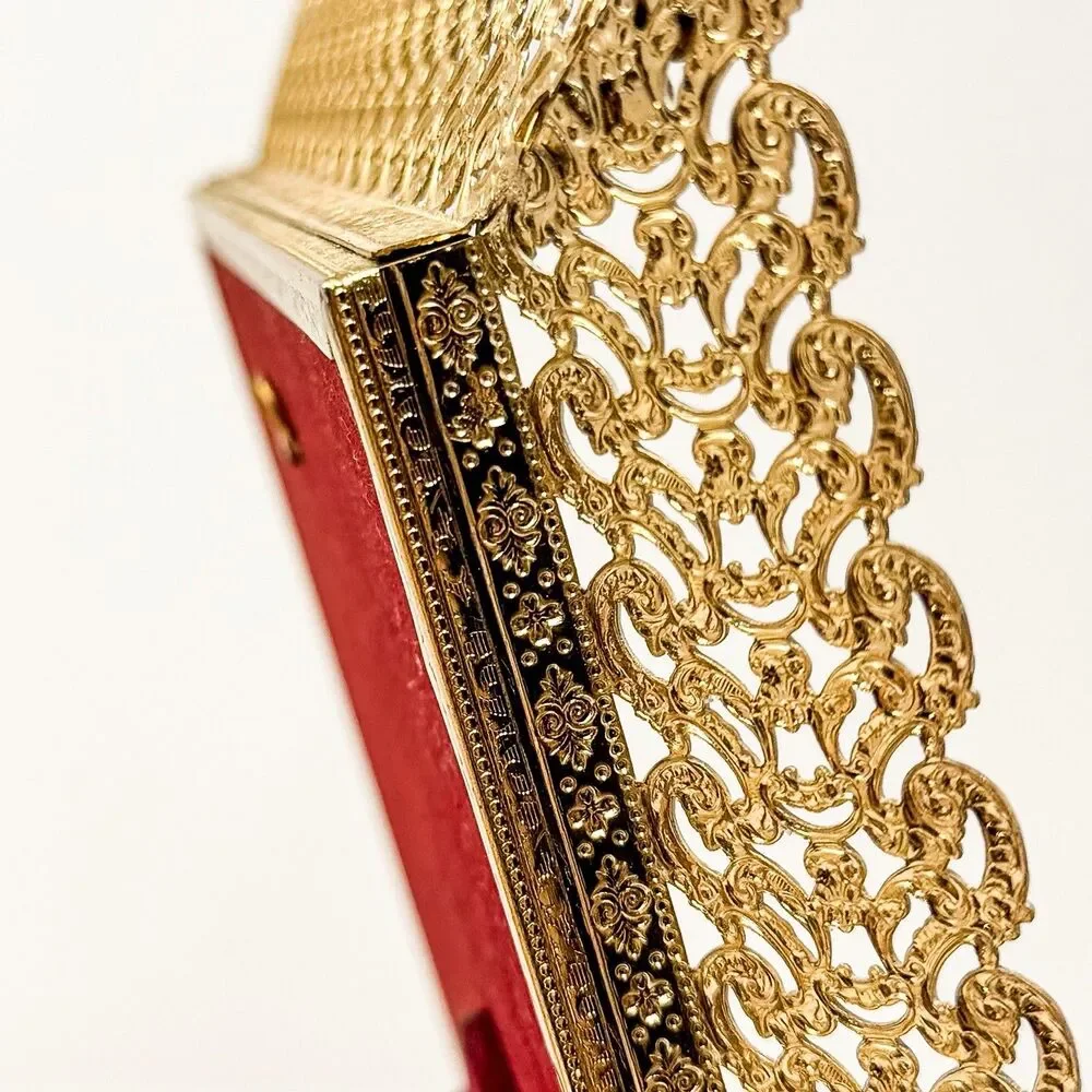 Vintage Hollywood Regency Gold Tone Filigree Metal Picture Frame 8x10